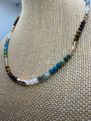 Chakra Crystal Necklace – 41 cm with Rose Gold Beads